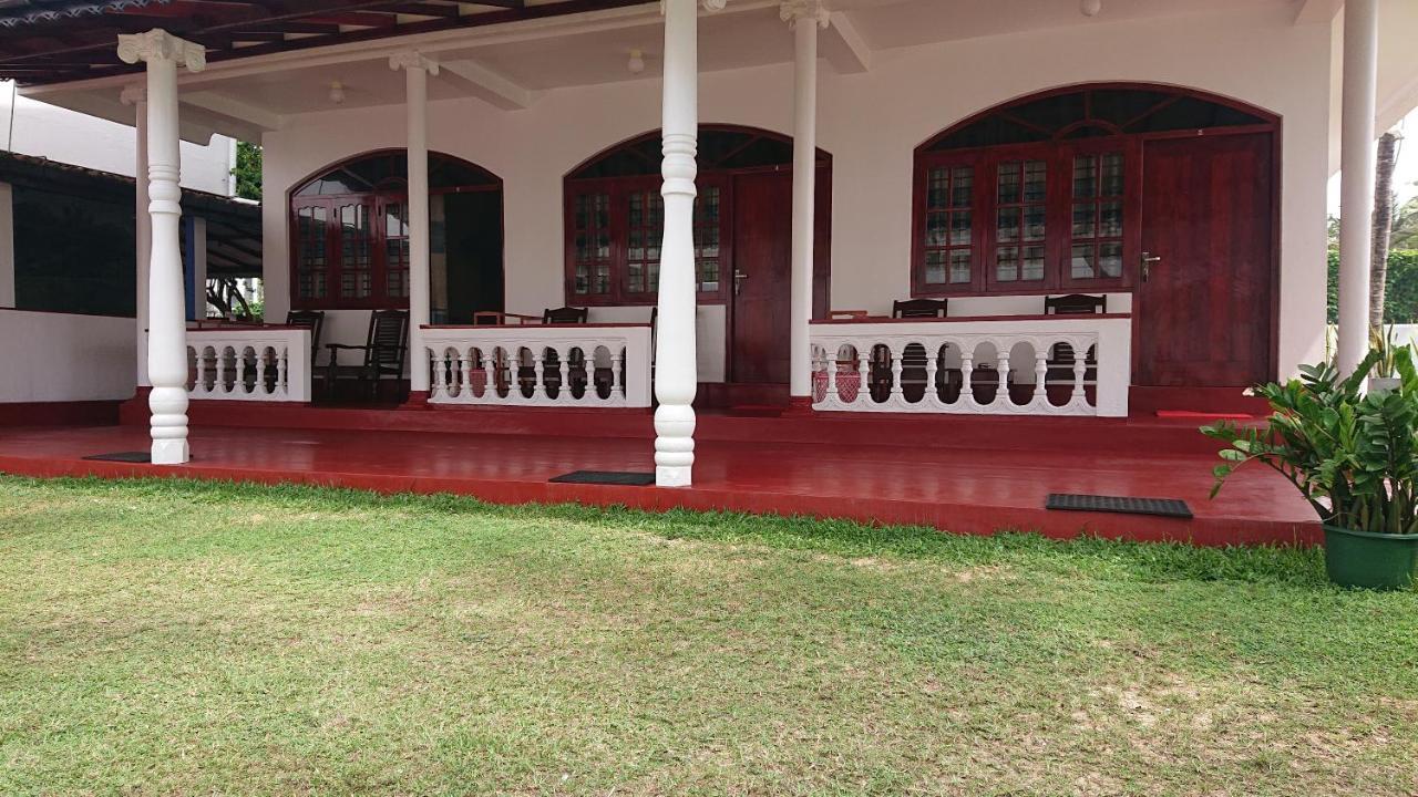 Samaru Beach House Weligama Exterior foto