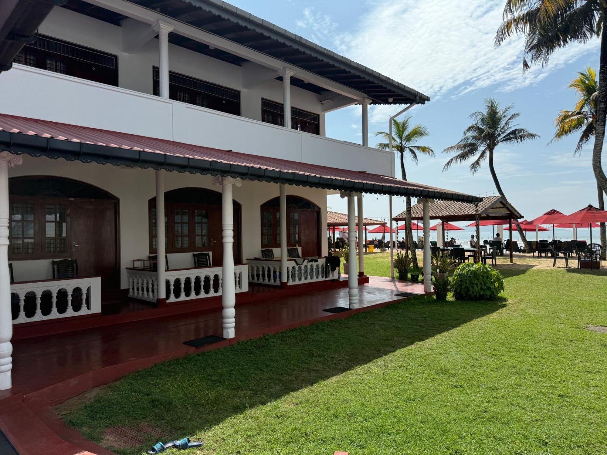 Samaru Beach House Weligama Exterior foto
