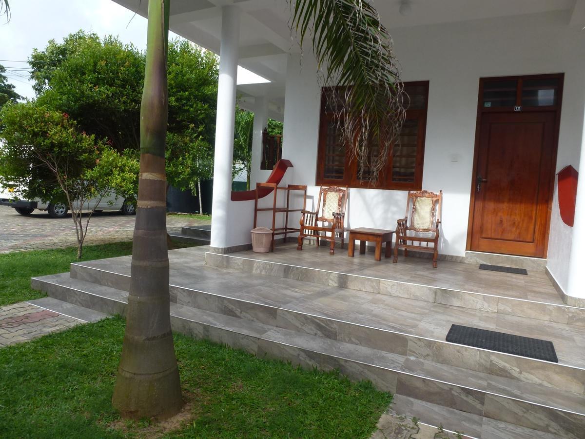Samaru Beach House Weligama Exterior foto